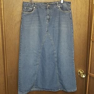 Sz 16 Long Cato Jean Skirt